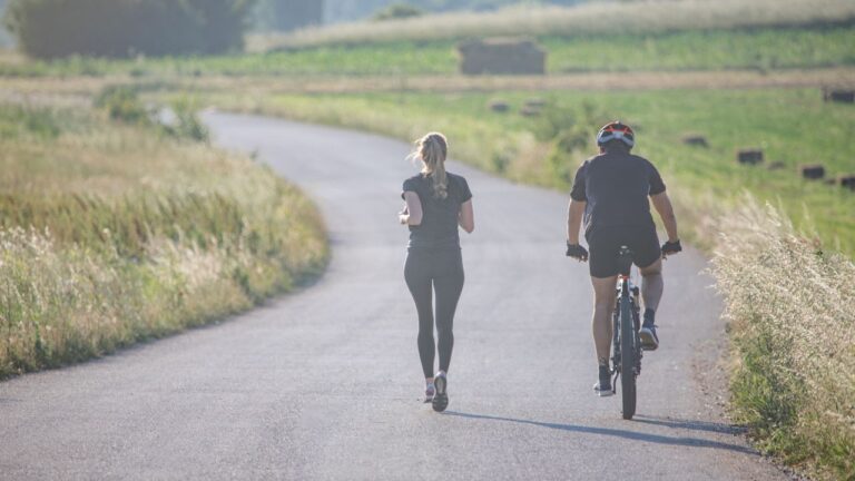 Cycling vs Running for Weight Loss: Which Burns More Fat?